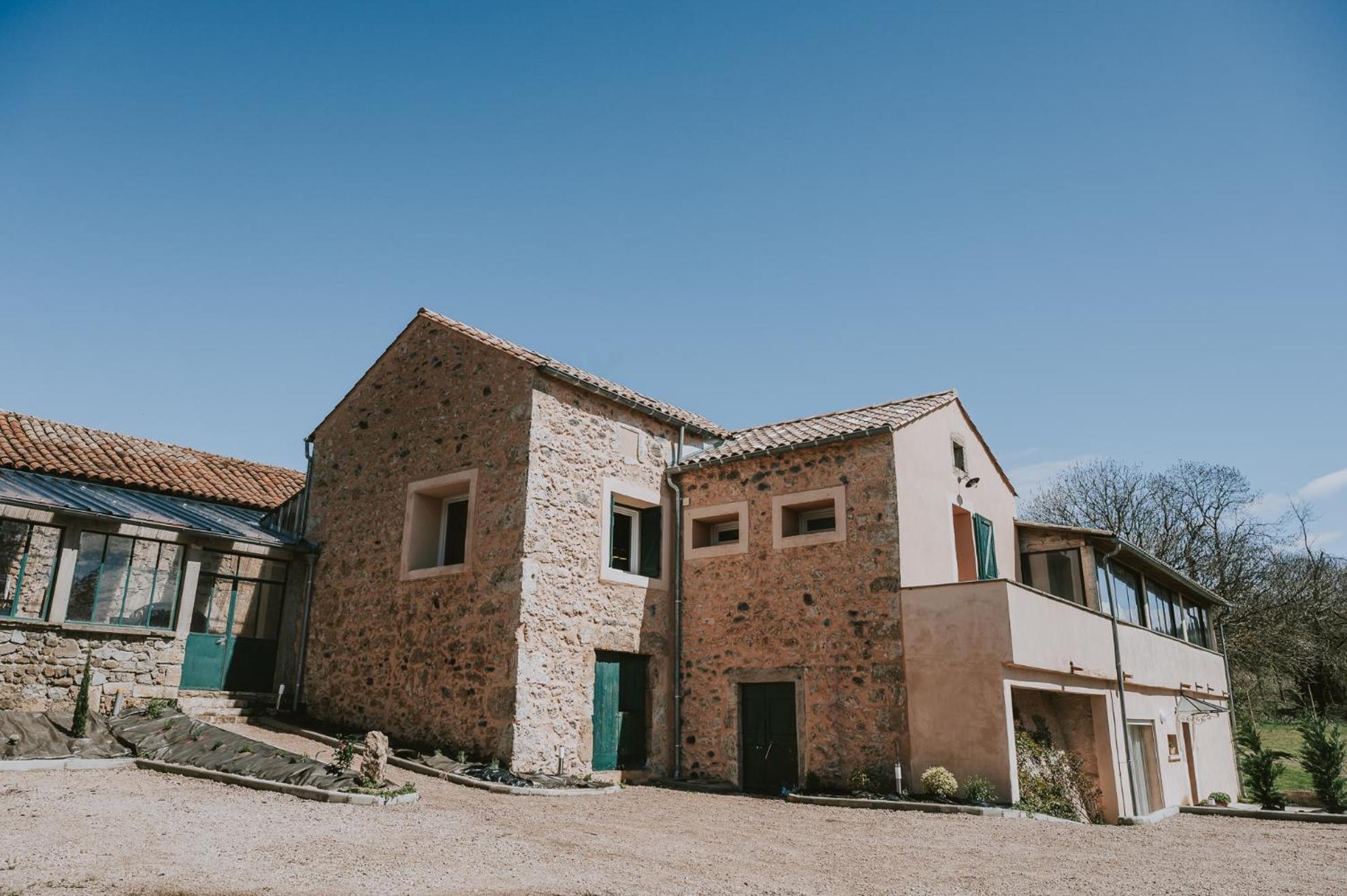 Domaine De Tapies 2 Gites Jusqu A 19 Personnes Cornus 外观 照片